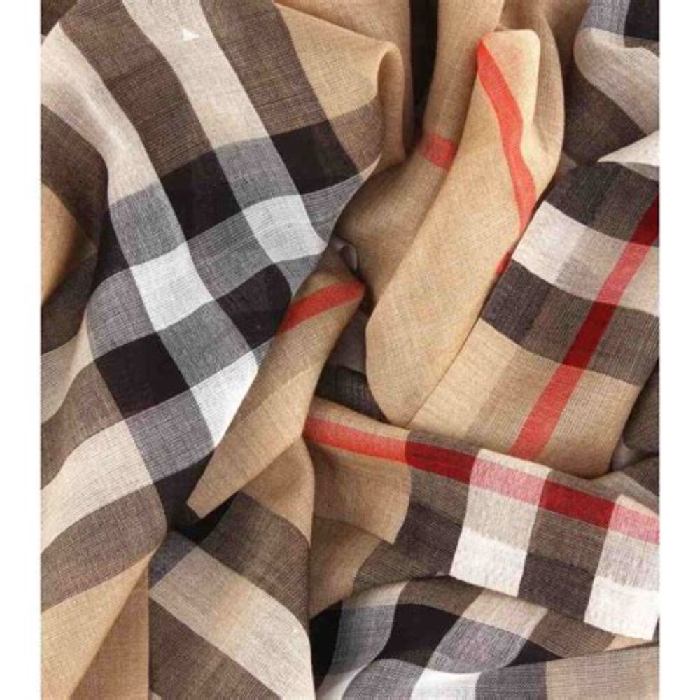 Burberry Light Weight Silk & Wool Scarf NWOT - Picture 10 of 12